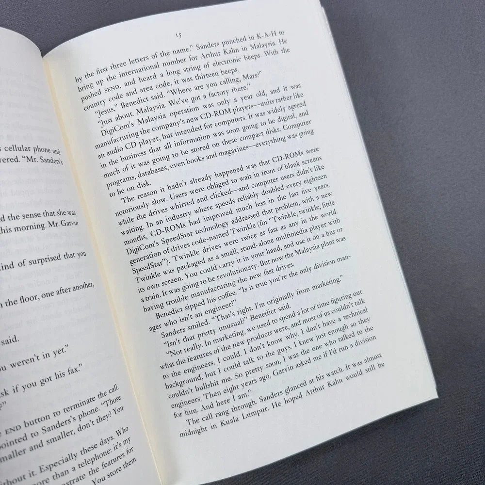 Michael Crichton‎ Disclosure Hardcover 1993 First Edition Thriller Fiction